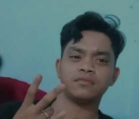 Leo Saputra, 22 года, Simanggang