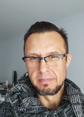 Ruslan Motõzen, 50, Eesti Vabariik, Sillamäe