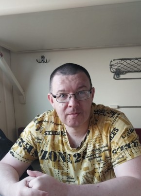 Андрей из Рязани 47 лет