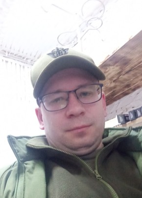 Данил Кудрявцев из Джанкоя 37 лет