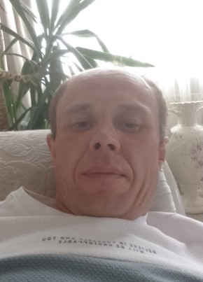 Денис из Алматы 40 лет