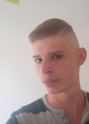 Amin из Donja Orahovica 18 лет