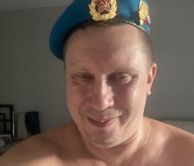 Yuriy, 49, Babayevo