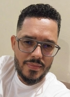 Bruno из São José dos Pinhais 48 лет