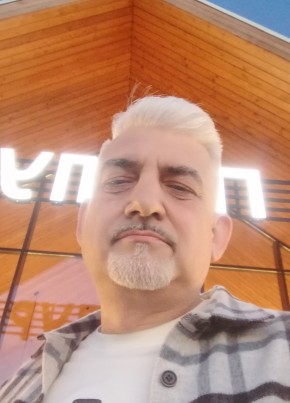 Эдо из Орши 53 года