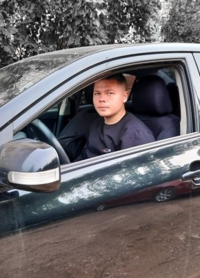Владислав из Пыть-Яха 21 год