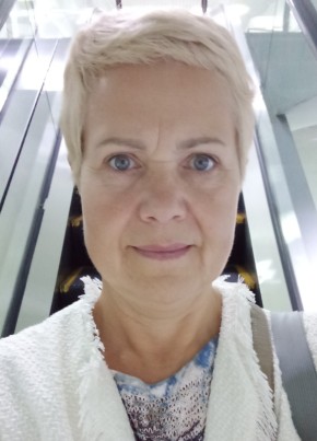Лариса, 61, Россия, Екатеринбург