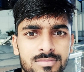 Shan, 18, Bahawalpur