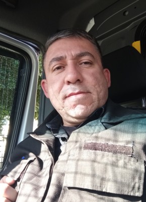 Carlos из Ciudad de La Santísima Trinidad y Puerto de Santa María del Buen Ayre 42 года