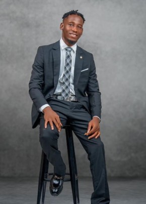 Alvin BS Johnson из Monrovia 20 лет