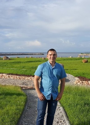Александр, 37, Россия, Псков