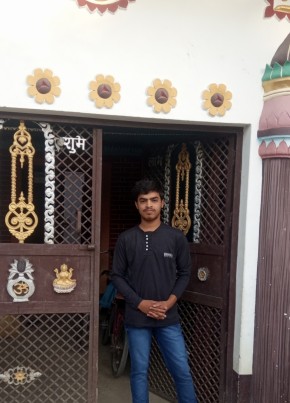 Ram, 18, India, Suriānwān