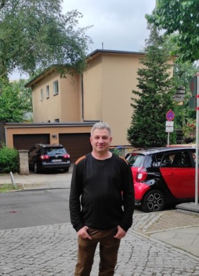 Mykola из Berlin 53 года