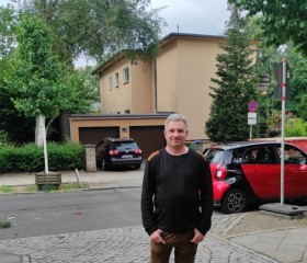 Mykola, 53, Berlin