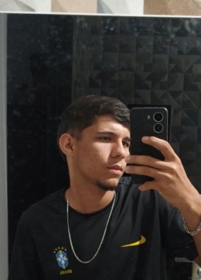 Pedro из Itapaci 19 лет