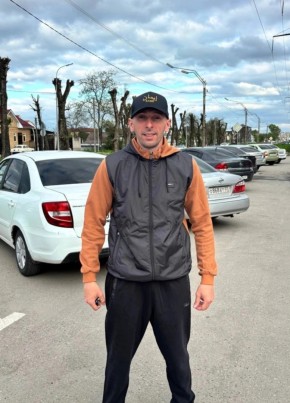 Рустам из Тырныауза 35 лет
