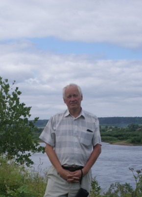 Иван из Екатеринбурга 65 лет