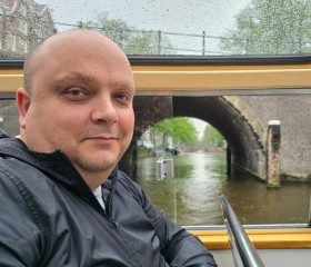 Arma, 42, Amersfoort
