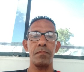 Juan Velázquez, 51, Valencia