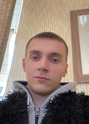 Леонид из Москвы 24 года