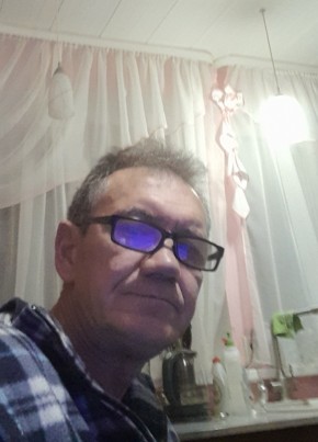 Николай, 65, Россия, Кингисепп