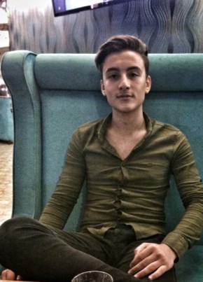 Bekir İlbey, 24, Türkiye Cumhuriyeti, İstanbul