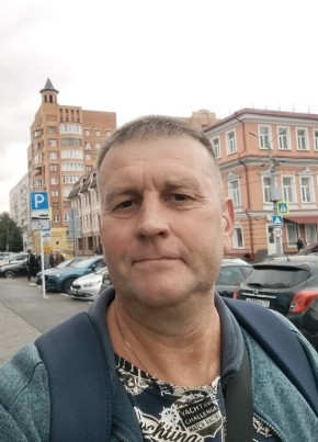 Юрий из Москвы 54 года