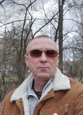 Денис из Санкт-Петербурга 50 лет