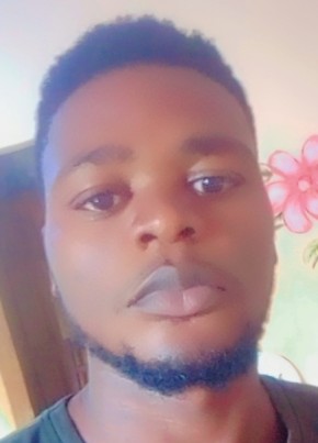 Eteme jacques из Yaoundé 22 года