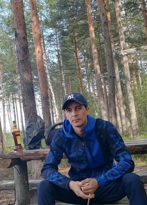 Вадим, 35, Россия, Гусь-Хрустальный