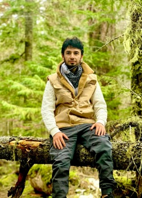 Naturally из Seattle 28 лет