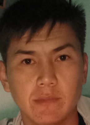 Эсен Эсен, 25, Кыргыз Республикасы, Чолпон-Ата