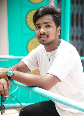 Naveen, 18, India, Visakhapatnam