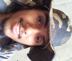 Peterson, 28, Belo Horizonte