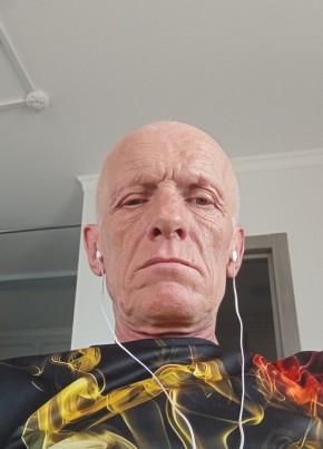 Юрий из Подольска 53 года