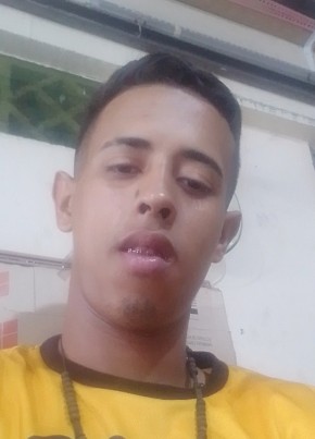 Jose Antonio Car, 22, República del Ecuador, Ventanas