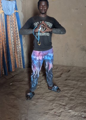 imanizabayo Zilb, 22, Republika y’u Rwanda, Gitarama