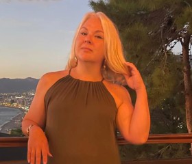 Yana, 46, Saint Petersburg