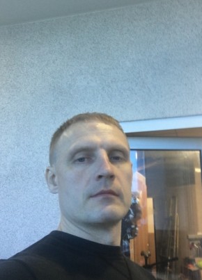 Эдуард, 33, Россия, Екатеринбург
