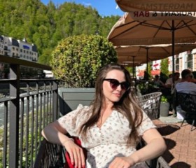 Elena, 32, Baku