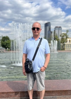 Игорь из Чехова 42 года