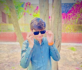 Abdullahkahn, 19, Lalian