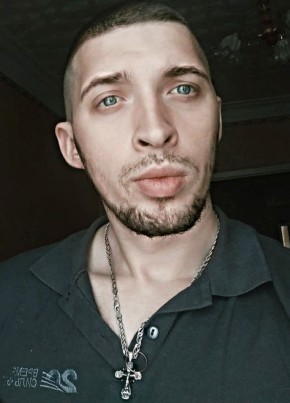Олег, 32, Россия, Карпинск