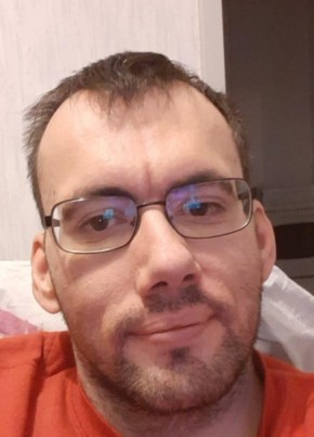 Sébastien, 40, République Française, Épinal