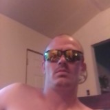 Gary, 31  , Fayetteville (State of Arkansas)