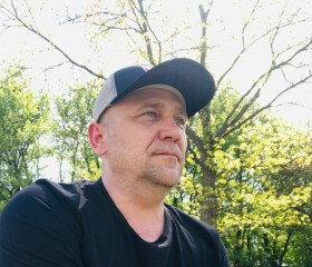 Roman, 46, Giessen