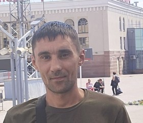 Юрий, 38 лет, Сургут