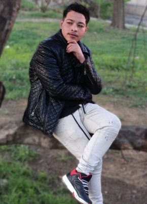 Amdjed, 22, Algeria, Algiers