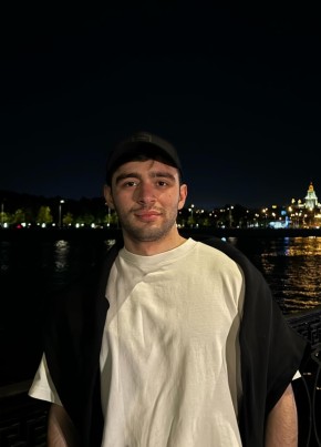 Дмитрий из Владикавказа 37 лет