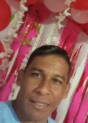 Alexander Barret из Chapecó 42 года